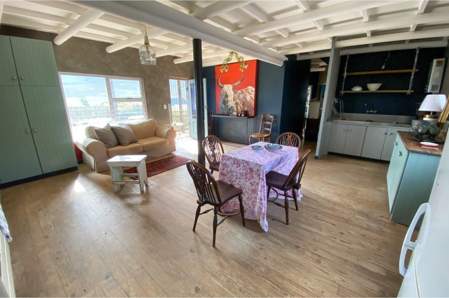 4 Bedroom Property for Sale in Pringle Bay Western Cape